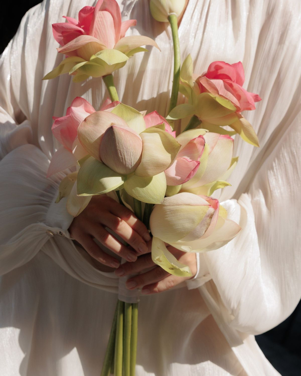 10 Flower Varieties Trending for 2026 Weddings