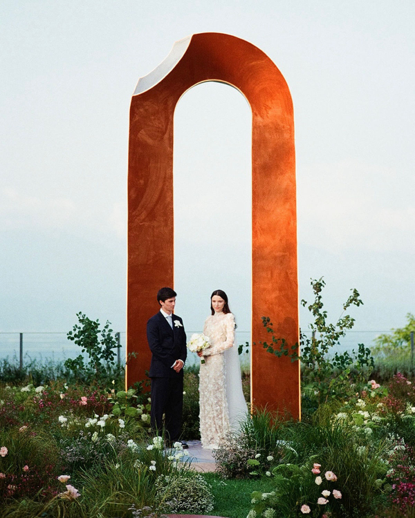 30 Wedding Arch Ideas for a Picture-Perfect Ceremony in 2025