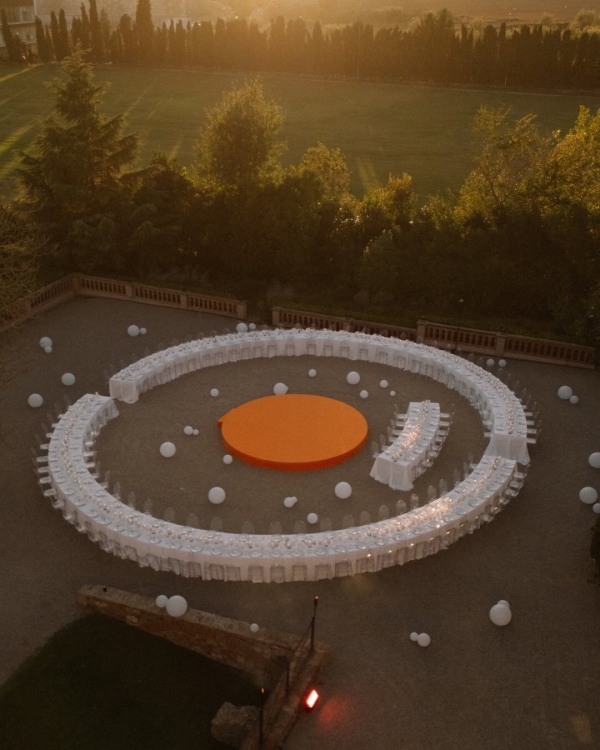 40 Creative Reception Table Layouts for Every Wedding Style