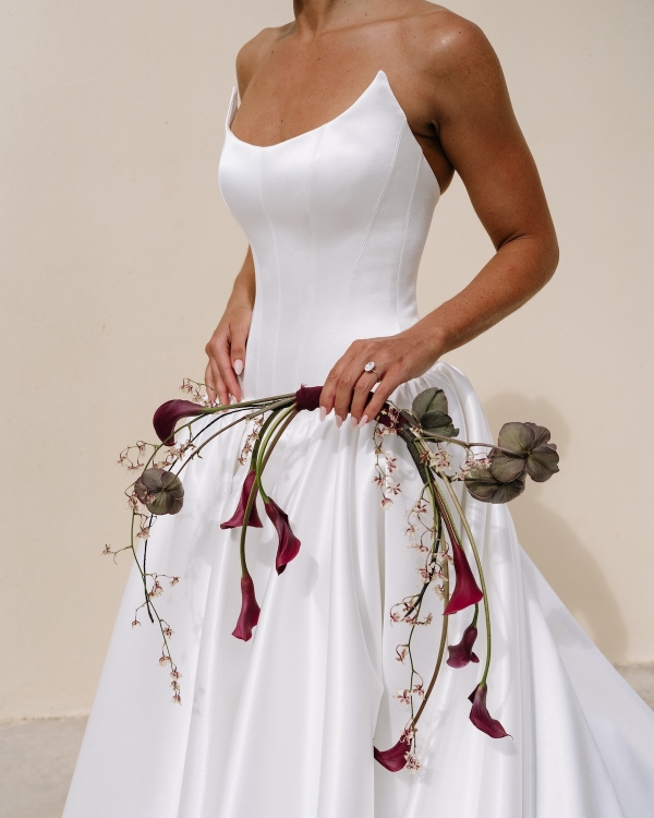 A Sculptural Golden Hour Wedding Along the Cliffs of Cabo