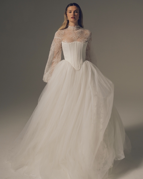 35 Lace Bridal Dresses from the Fall 2026 Collections