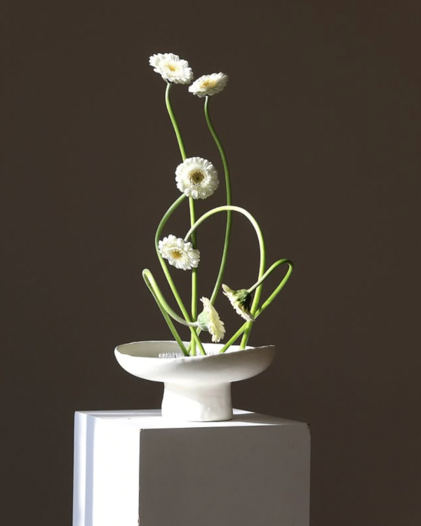 35 Ikebana-Inspired Floral Arrangements to Elevate Your Wedding