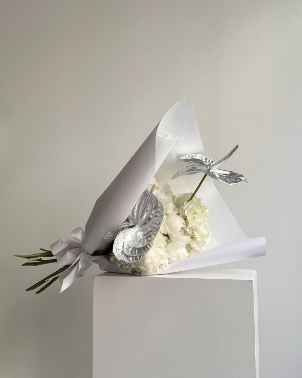 10 Flower Varieties Trending for 2026 Weddings