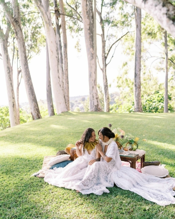 15 Best Wedding Photographers in Hawaii | Professional Photography | Luxury Photographer and Videographer | Photo Studio