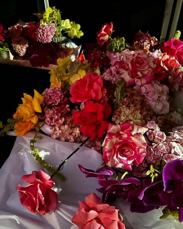 Florists Flowers Vasette