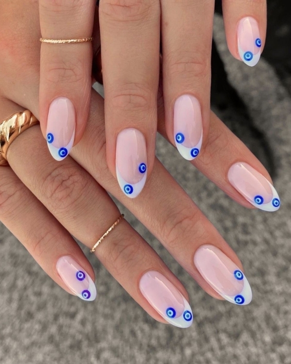 26 French Manicure Ideas | Summer French Tips Designs | White Nails & With Color | Diagonal French