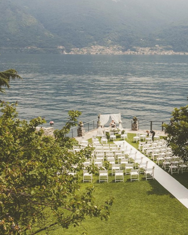 What is a Micro Wedding | What Does It Look Like | Very Small, Romantic Wedding | Little Ceremony