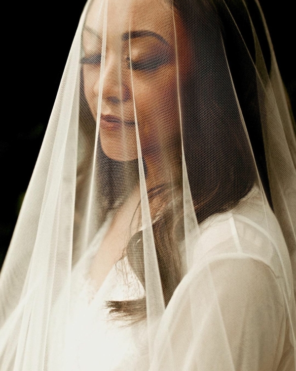 15 Best Wedding Photographers in Hawaii | Professional Photography | Luxury Photographer and Videographer | Photo Studio