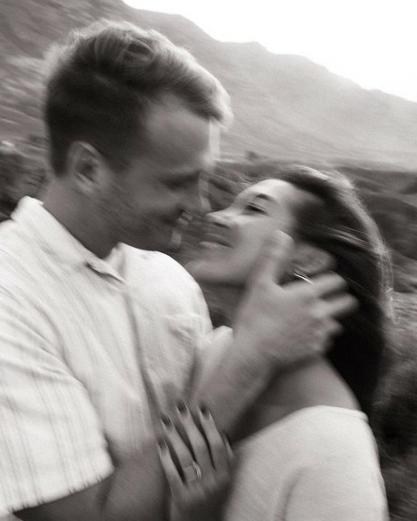 15 Best Wedding Photographers in Hawaii | Professional Photography | Luxury Photographer and Videographer | Photo Studio