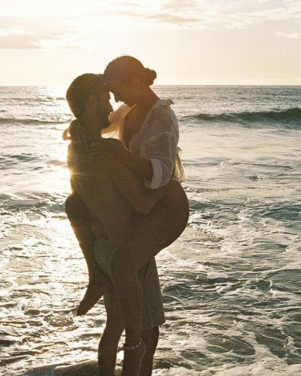 15 Best Wedding Photographers in Hawaii | Professional Photography | Luxury Photographer and Videographer | Photo Studio