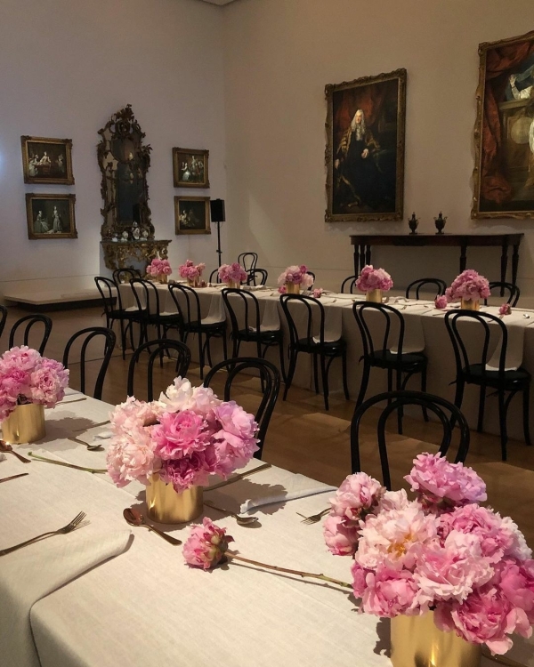 Florists Flowers Vasette