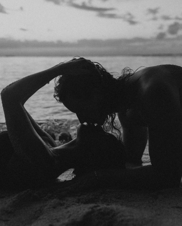 15 Best Wedding Photographers in Hawaii | Professional Photography | Luxury Photographer and Videographer | Photo Studio