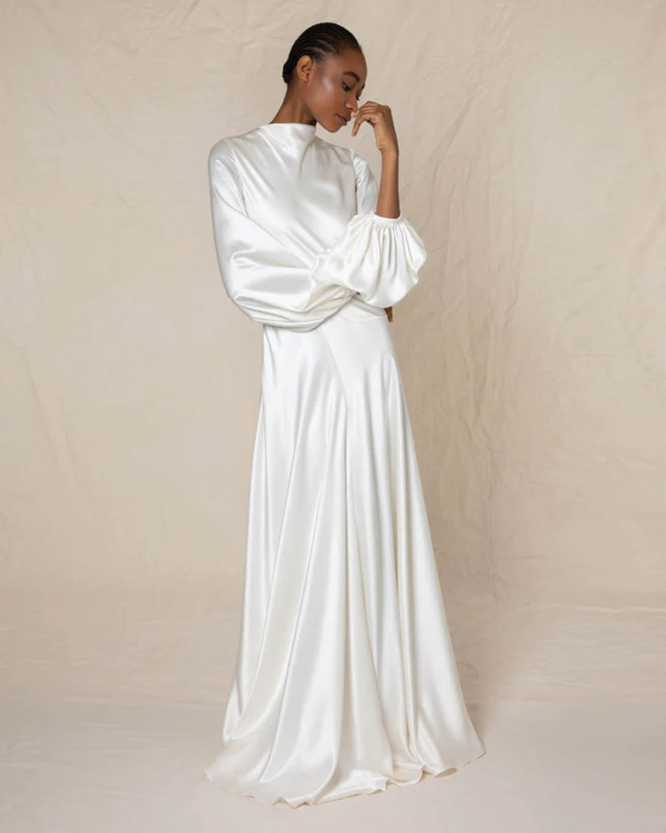 Top 16 Minimalistic Wedding Dresses | Modern Simplistic Bridal Gown | Wedding Dresses Inspiration