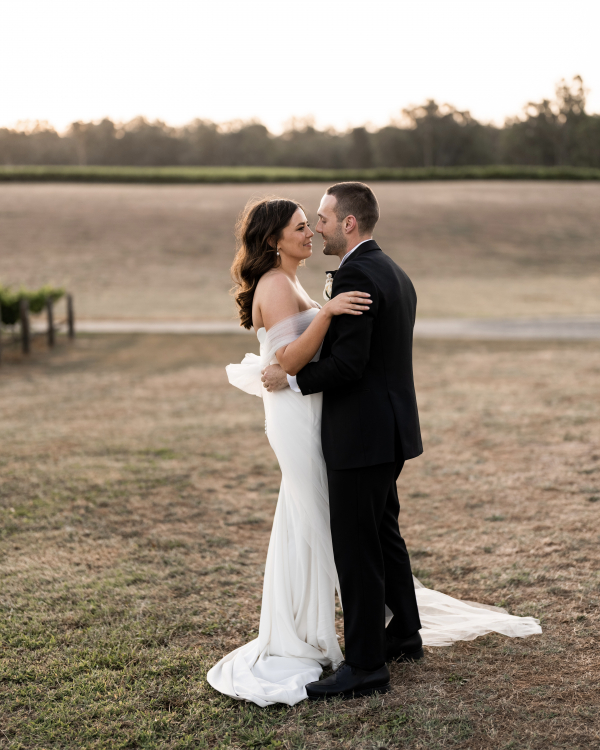 Wedding at Mitchelton Wines in Nagambie, Victoria | Wedding Concept, Dress and Heartwarming Wedding Details