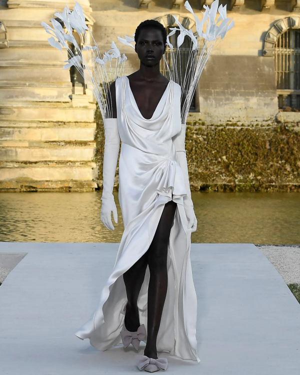 40 Dresses for Brides in Paris Haute Couture Fashon Week 2023 | Wedding Looks, Outfits