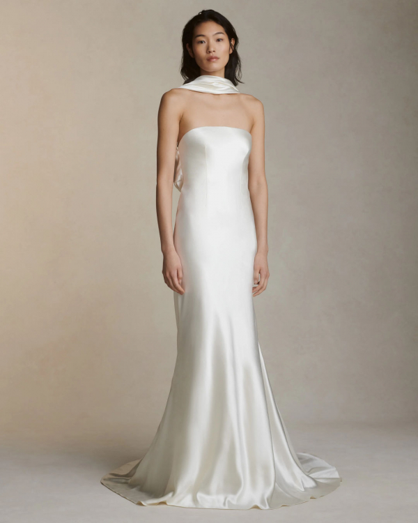 Top 16 Minimalistic Wedding Dresses | Modern Simplistic Bridal Gown | Wedding Dresses Inspiration