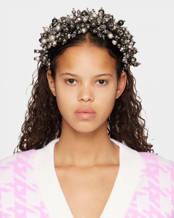 Best Wedding Hair Accessories | Top Modern Bridal Hair Clips, Scrunchies, Headbands