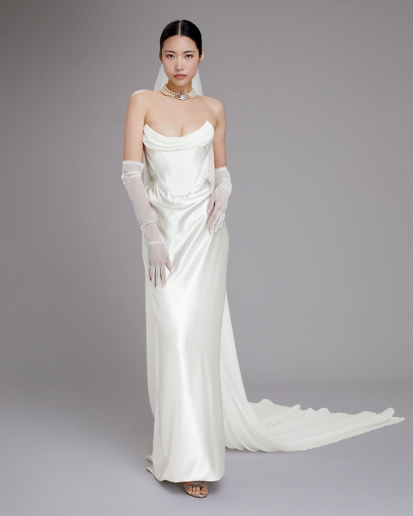 Top 16 Minimalistic Wedding Dresses | Modern Simplistic Bridal Gown | Wedding Dresses Inspiration