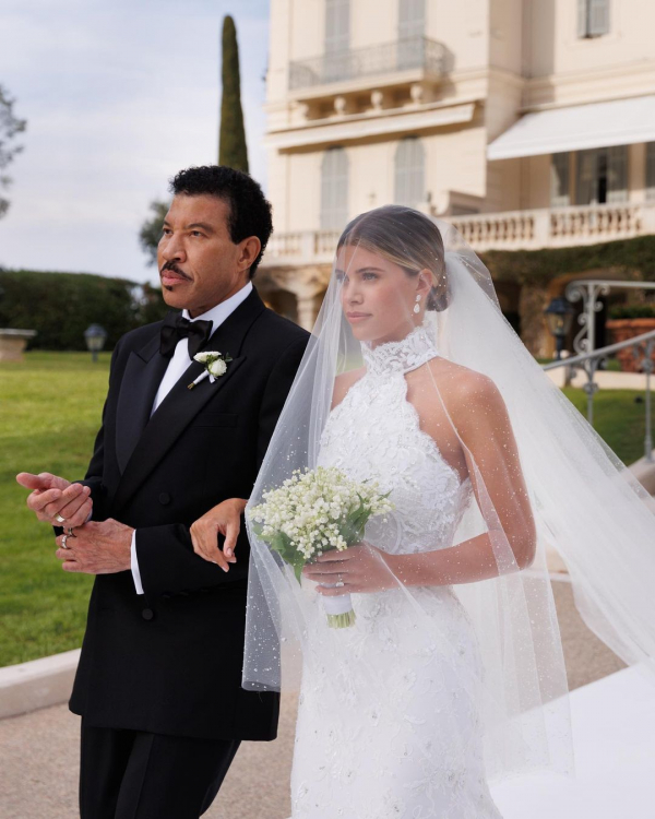 7 Tips for Walking Down the Aisle | Wedding Ceremony | How to Walk Down the Aisle