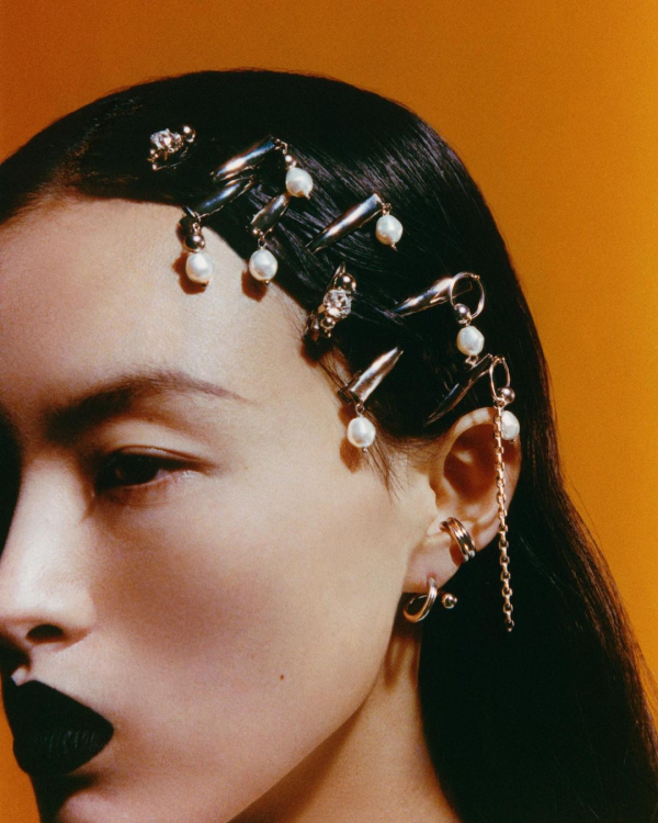 Best Wedding Hair Accessories | Top Modern Bridal Hair Clips, Scrunchies, Headbands