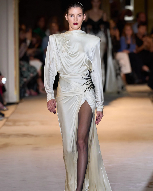 40 Dresses for Brides in Paris Haute Couture Fashon Week 2023 | Wedding Looks, Outfits