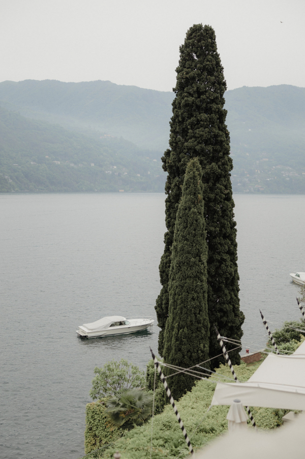 Romantic Wedding in Villa del Balbianello Venue, Lake Como | Italian-Style Photos