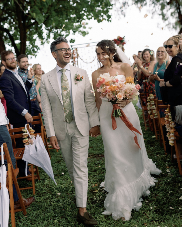 Yael and Wiz's Outdoor Wedding at Waimea Plantation Cottages | Hawaii Wedding Photo| Wedding Venues in Kauai