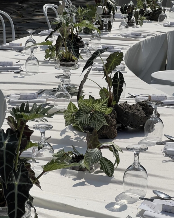 Creative and Unique Floral Centerpiece Ideas for Wedding Event Decor