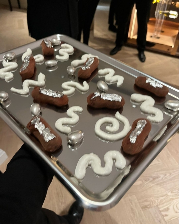 Silver Wedding Cake & Dessert Ideas