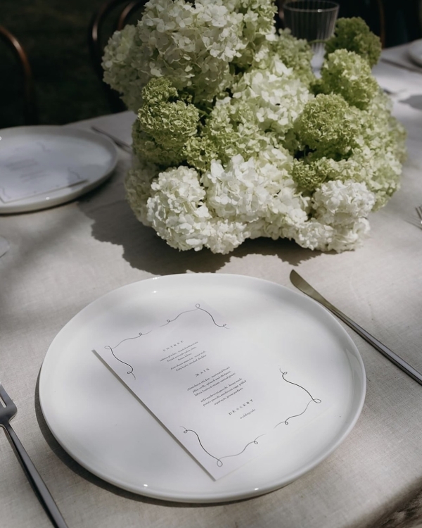 Creative and Unique Floral Centerpiece Ideas for Wedding Event Decor