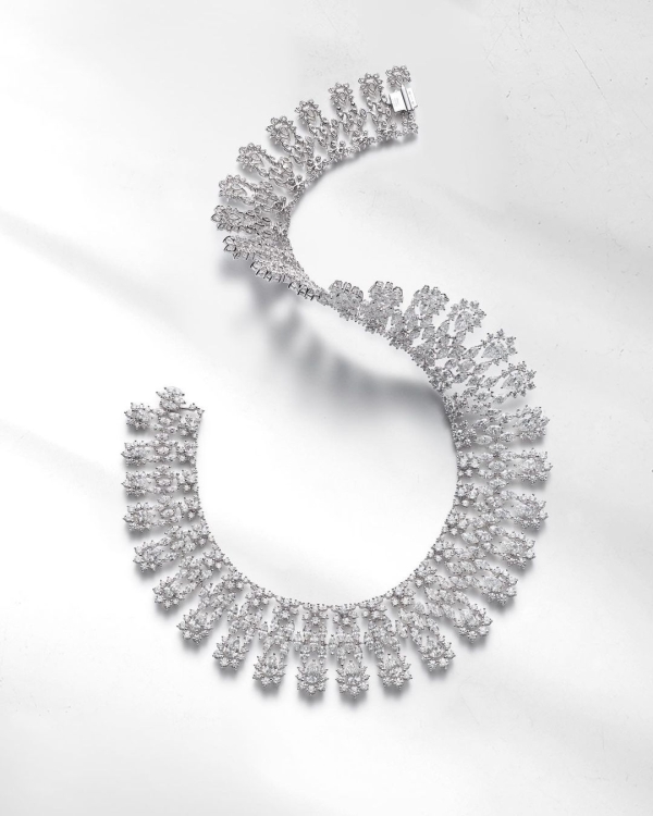 25 Best Famous Jewelry Brands | Top of the Most Expensive, High End Jewelry | Popular, Trendy Brands