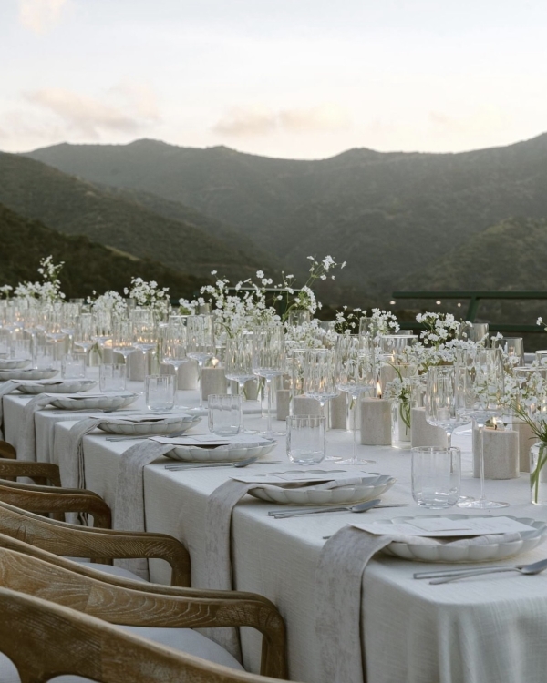 Creative and Unique Floral Centerpiece Ideas for Wedding Event Decor