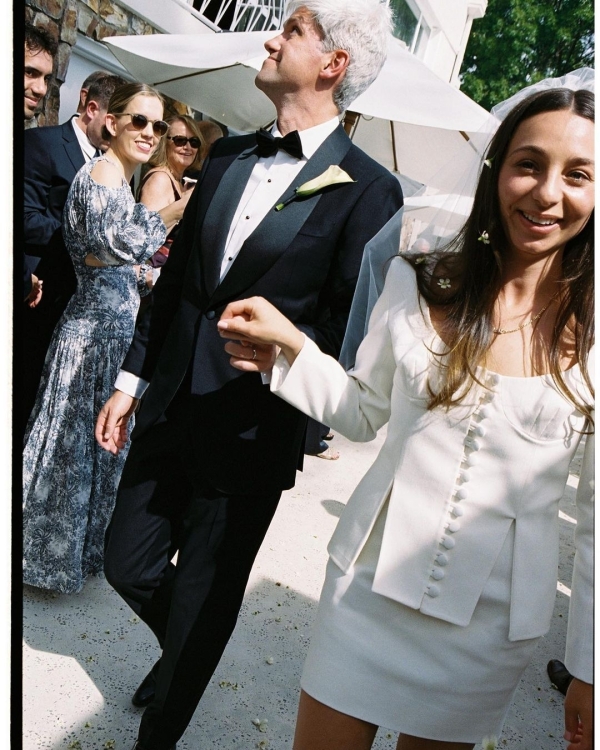 Why You Need a Fusion of Documentary & Editorial Style Photography?