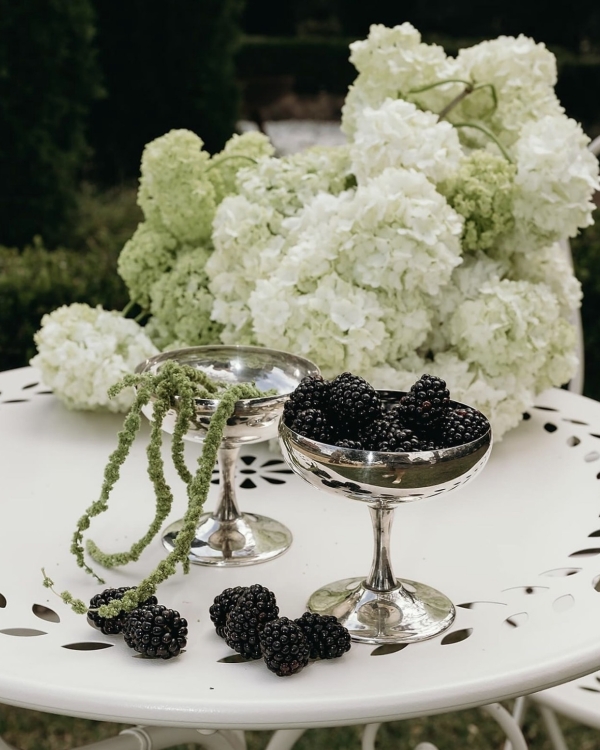 Creative and Unique Floral Centerpiece Ideas for Wedding Event Decor