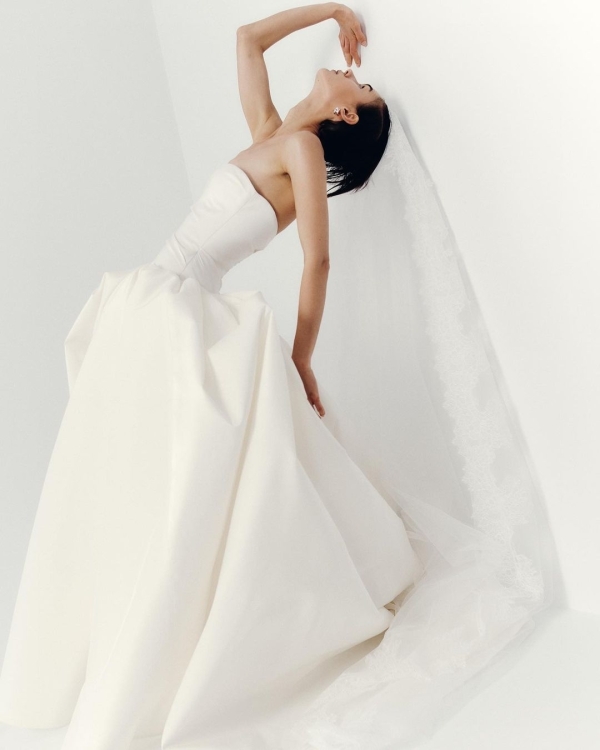 Bridal Trend: Strapless Wedding Dresses