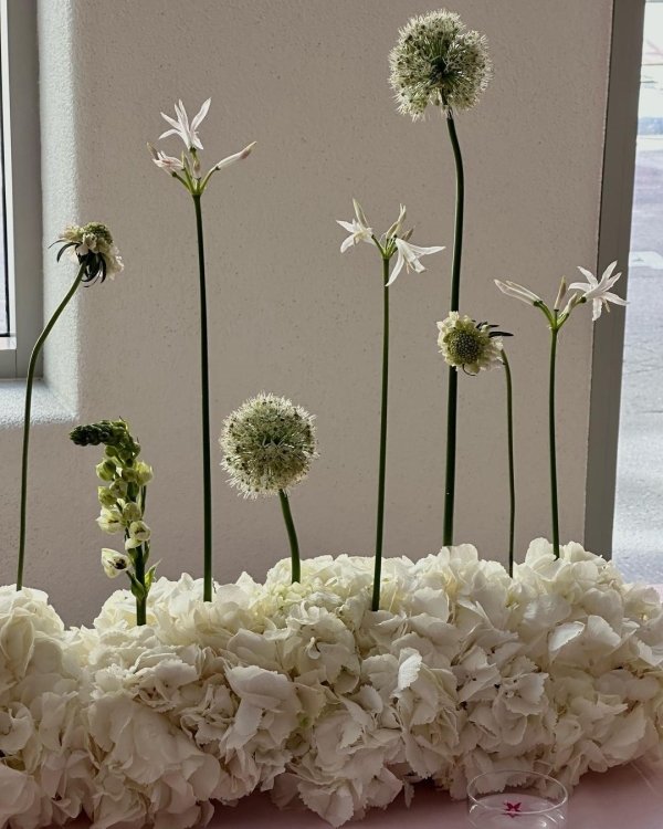 Creative and Unique Floral Centerpiece Ideas for Wedding Event Decor