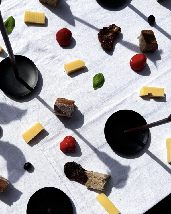 Event Design Trend | Minimalist Grazing Tables