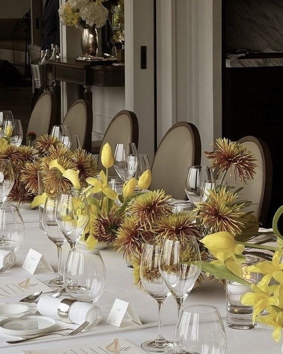 Creative and Unique Floral Centerpiece Ideas for Wedding Event Decor