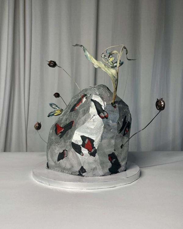 Silver Wedding Cake & Dessert Ideas