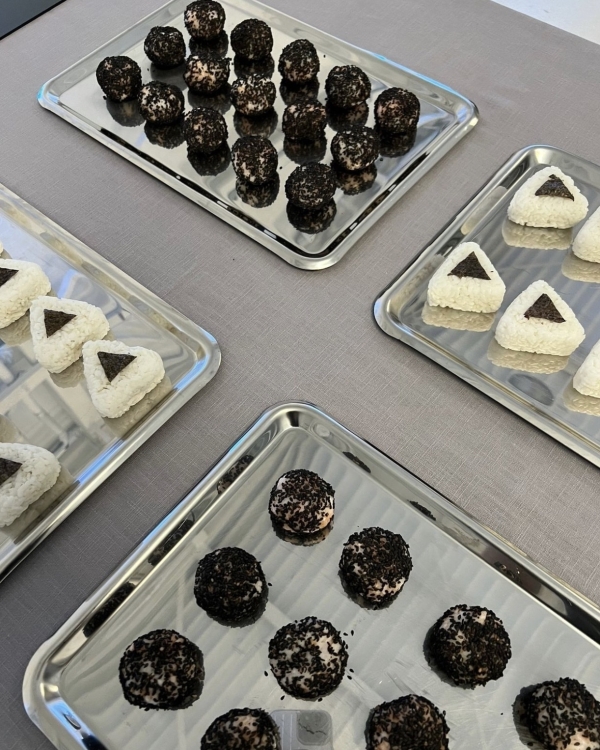 Event Design Trend | Minimalist Grazing Tables