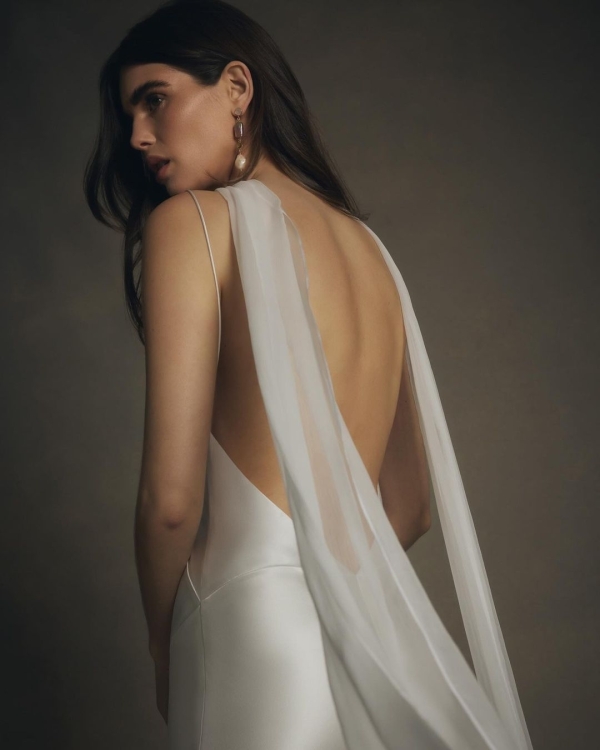 Trend: Neck Scarf Bridal