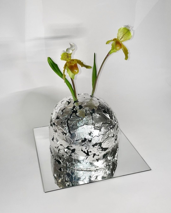 Silver Wedding Cake & Dessert Ideas