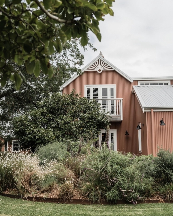 Romantic and Intimate Country Estate Venues in Australia | Wedding Venues in Australian Countryside