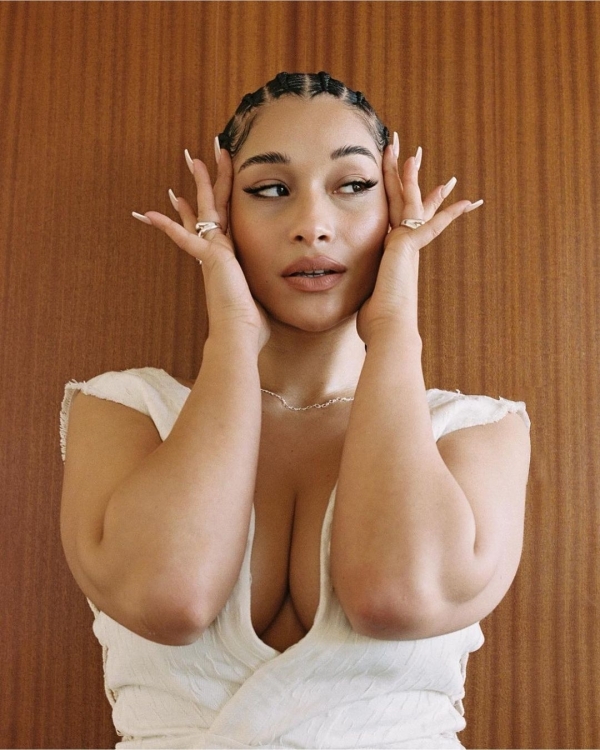 17 Best Makeup Artists in the UK | Famous, Professional MUA | Bridal Makeup in England | Wedding Beauty Artists