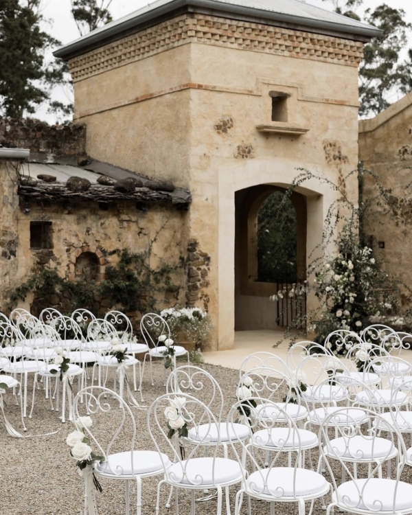 Romantic and Intimate Country Estate Venues in Australia | Wedding Venues in Australian Countryside