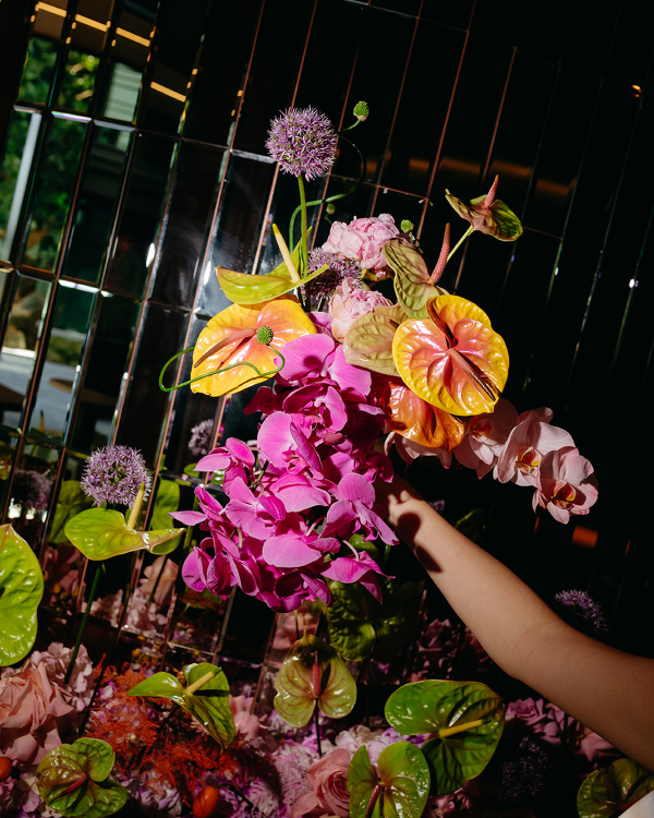 Behind the Scenes: The Flowerslinger