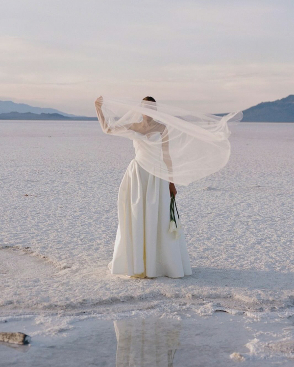 40 Best Wedding Photographers in USA | American Modern, Cinematic Photography | TOP Luxury Bridal Photographers