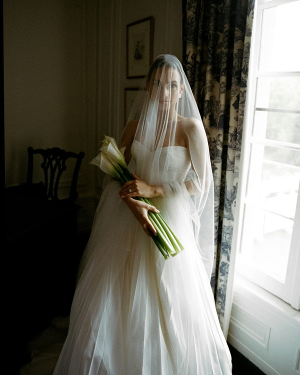 6 Expert Tips for Effortless, Natural Wedding Photos You’ll Actually Love