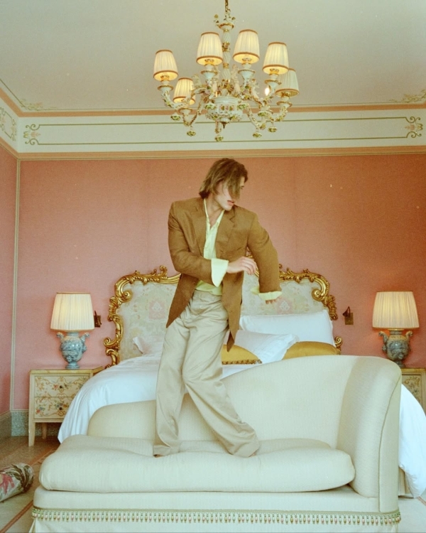 How to Book Wedding Hotel Blocks Your Guests Will Love