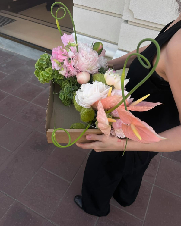 9 Stylish Bouquet Trends We're Loving for Brides Right Now